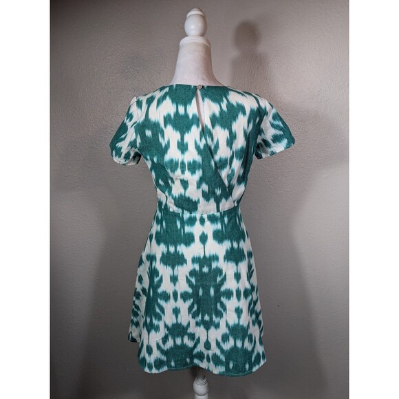 Vineyard Vines IKAT Dress Green White Size 2 - Picture 4 of 8